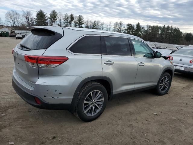 2019 Toyota Highlander SE