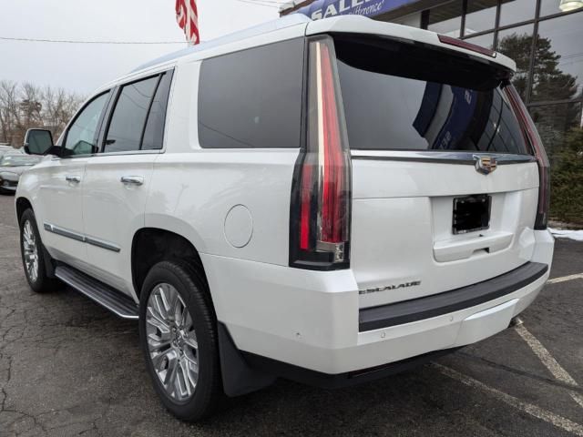 2018 Cadillac Escalade Luxury