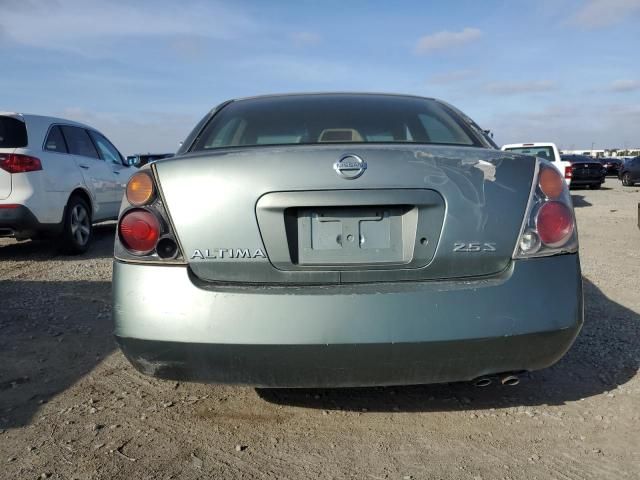 2002 Nissan Altima Base