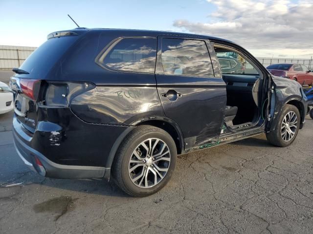 2016 Mitsubishi Outlander SE