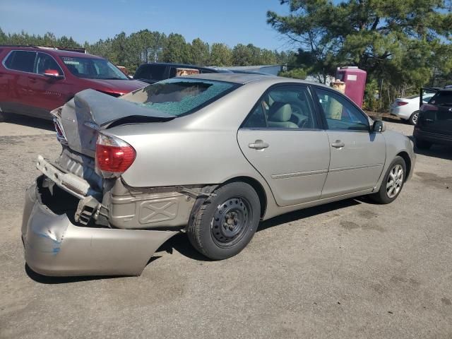 2005 Toyota Camry LE