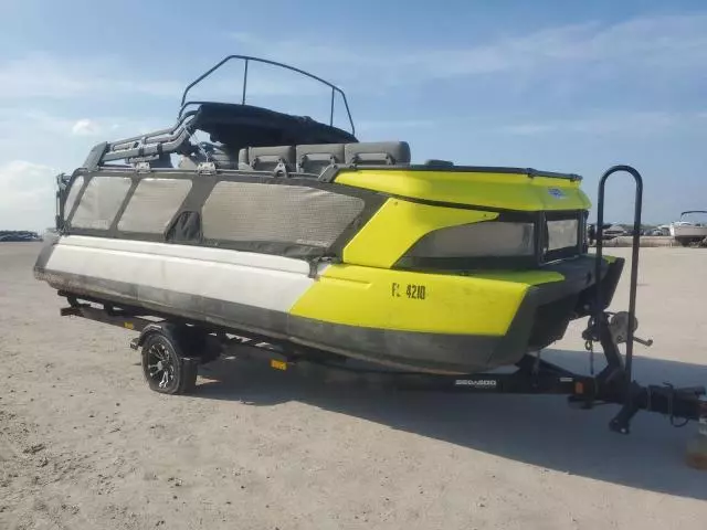 2022 Seadoo Switch