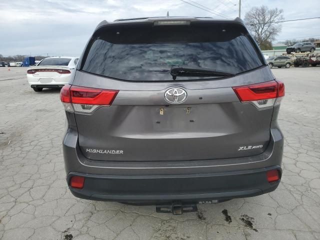 2019 Toyota Highlander SE