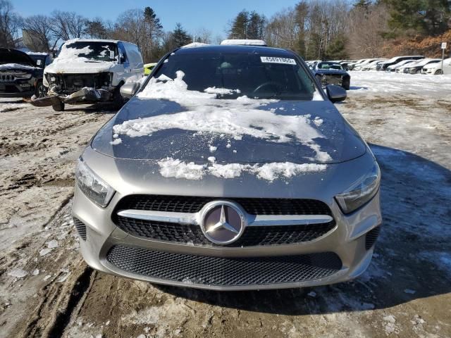 2019 Mercedes-Benz A 220