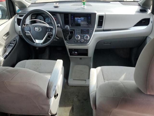 2017 Toyota Sienna