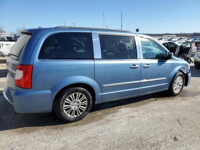 2011 Chrysler Town & Country Touring L