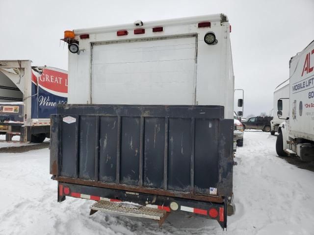 1999 Freightliner Chassis M Line WALK-IN Van