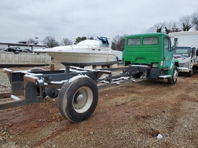 2002 Freightliner Medium Conventional FL70