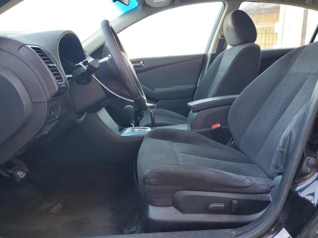 2010 Nissan Altima Base