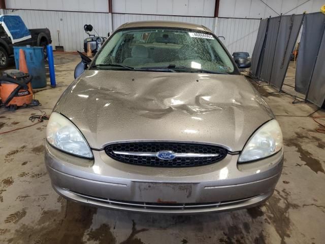 2003 Ford Taurus SE