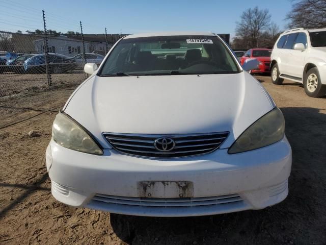 2005 Toyota Camry LE