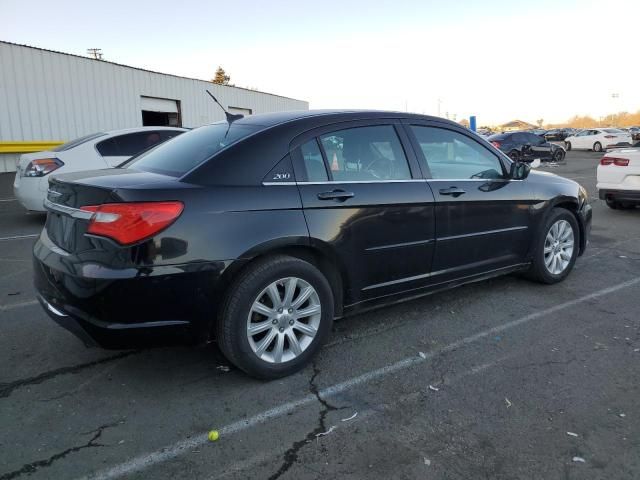 2013 Chrysler 200 Touring