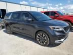 2023 KIA Carnival EX