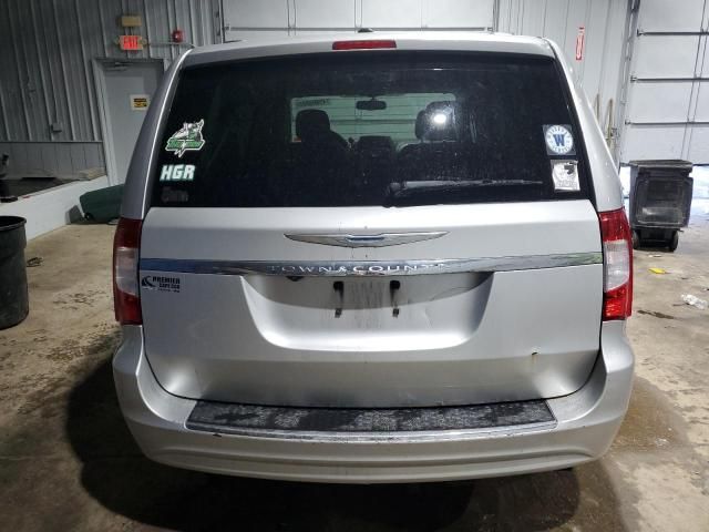 2012 Chrysler Town & Country Touring