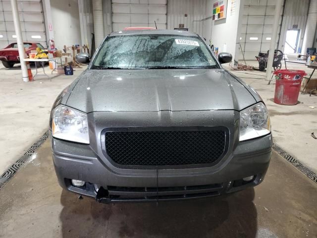 2005 Dodge Magnum R/T