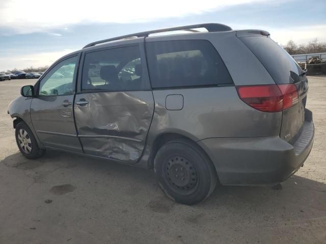 2005 Toyota Sienna CE