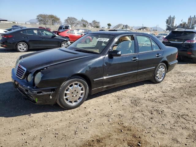 2001 Mercedes-Benz E 320