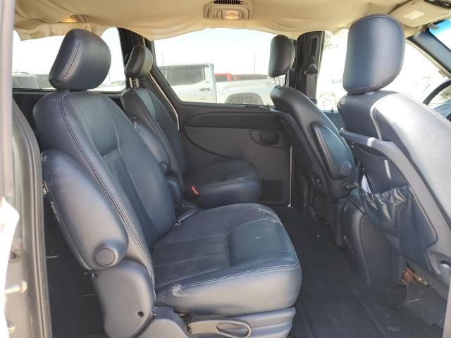 2003 Chrysler Town & Country LXI