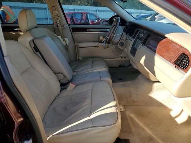 2006 Lincoln Town Car Designer