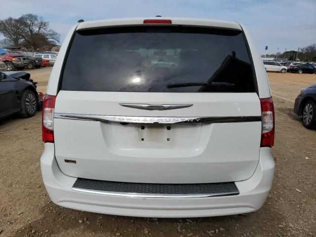 2015 Chrysler Town & Country Touring