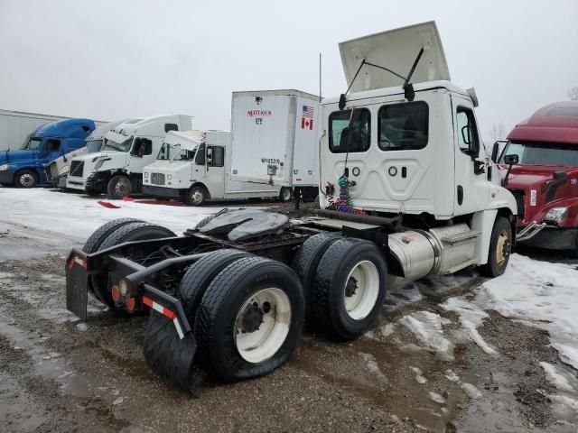 2018 Freightliner Cascadia Semi Truck