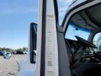 2014 Kenworth T680 Semi Truck