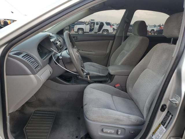 2004 Toyota Camry LE