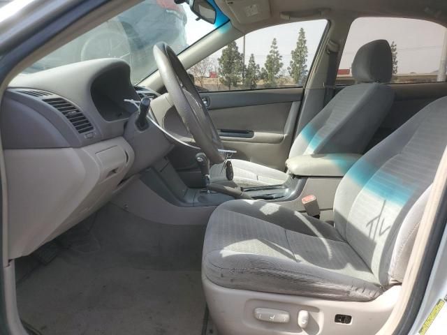 2005 Toyota Camry LE