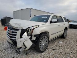 Carros salvage sin ofertas aún a la venta en subasta: 2015 Cadillac Escalade Premium