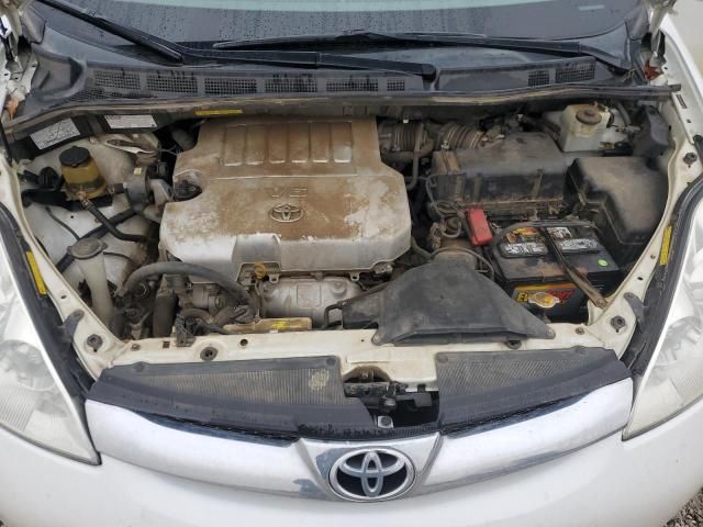 2009 Toyota Sienna XLE