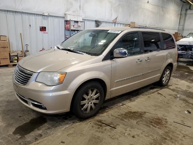 2012 Chrysler Town & Country Touring L