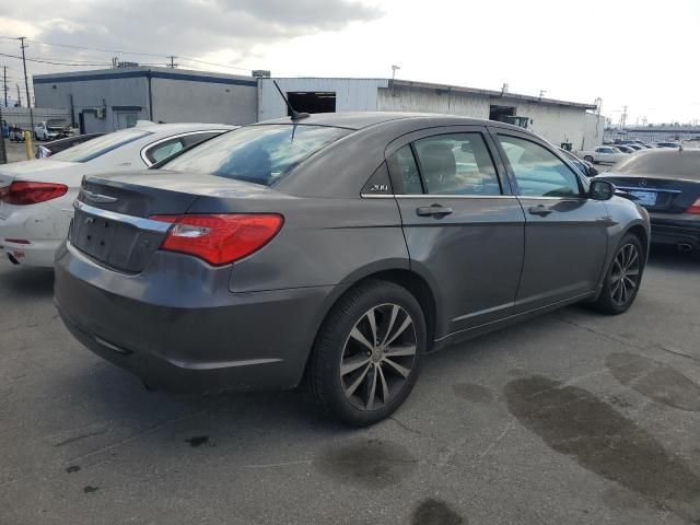 2014 Chrysler 200 Touring