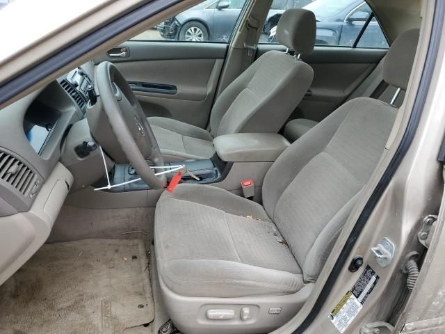 2005 Toyota Camry LE