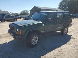 SUV salvage a la venta en subasta: 2001 Jeep Cherokee Sport