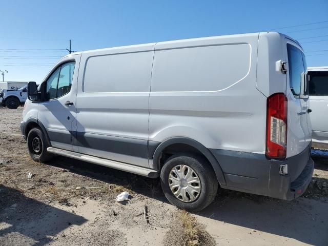 2018 Ford Transit T-250