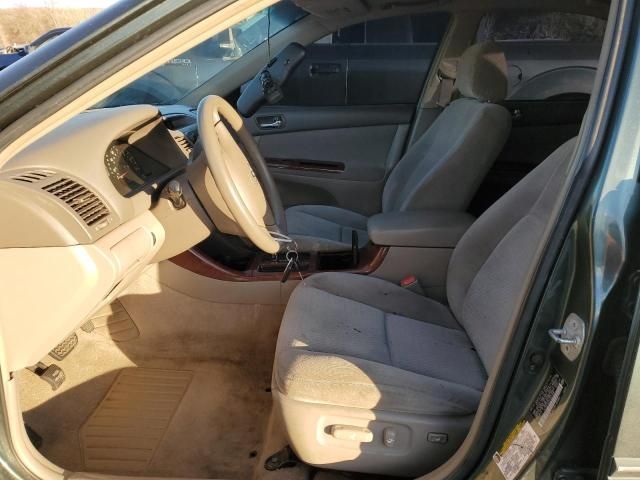 2004 Toyota Camry LE