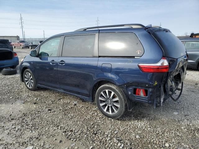 2019 Toyota Sienna LE