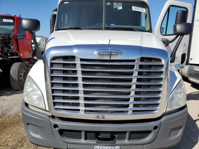 2016 Freightliner Cascadia 125