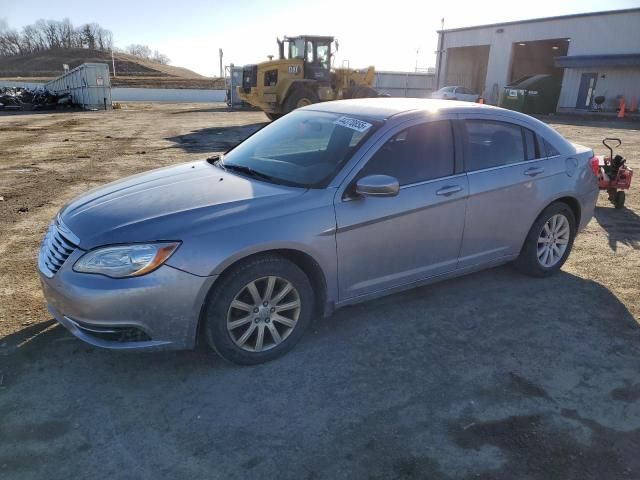 2013 Chrysler 200 Touring