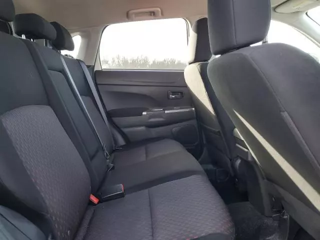 2019 Mitsubishi Outlander Sport ES