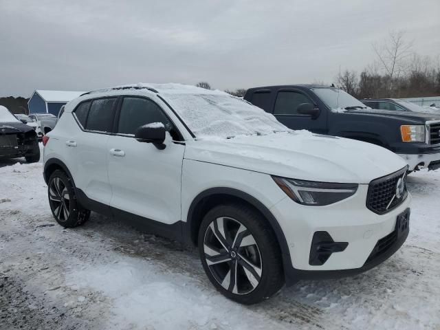 2023 Volvo XC40 Plus