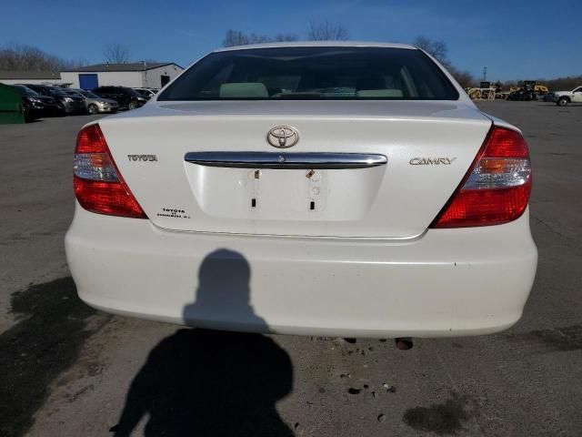 2004 Toyota Camry LE