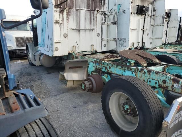 1996 Peterbilt 379