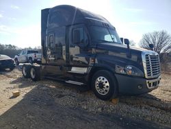 Freightliner Vehiculos salvage en venta: 2017 Freightliner Cascadia Semi Truck