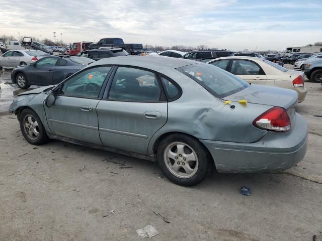 2005 Ford Taurus SE