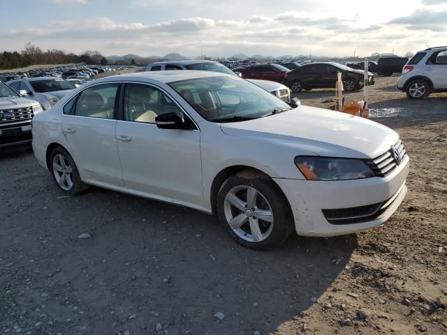 2013 Volkswagen Passat SE