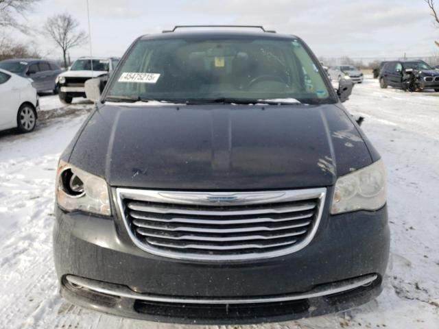 2012 Chrysler Town & Country Touring