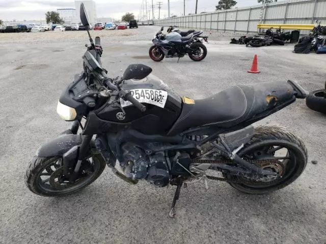 2016 Yamaha FZ09