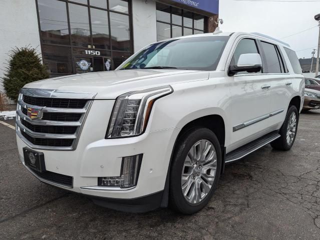 2018 Cadillac Escalade Luxury