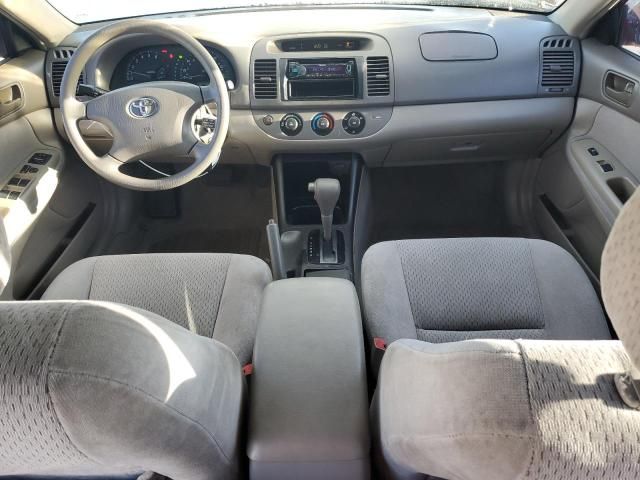 2004 Toyota Camry LE